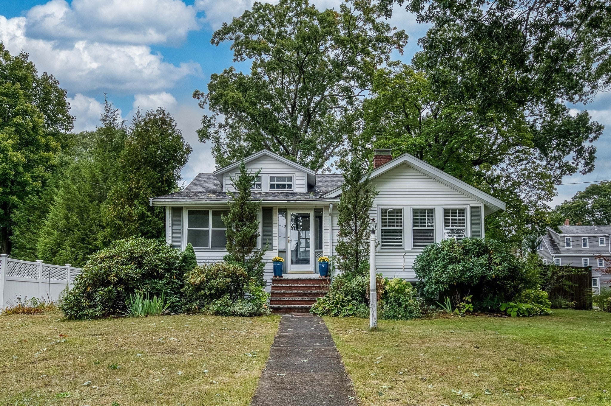 22 Elmwood Avenue, Dedham, MA Photo #2