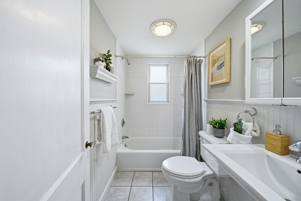 28 Myopia Rd, Stoneham, MA Photo #23