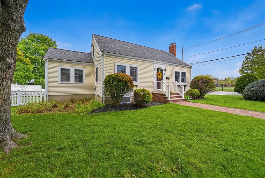 28 Myopia Rd, Stoneham, MA Photo #41