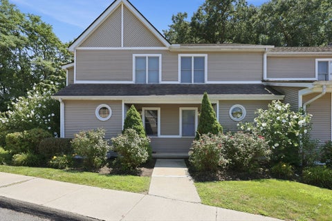 Photo of 61 Abbey Memorial Dr #172, Chicopee, MA 01020 (MLS # 73558843)