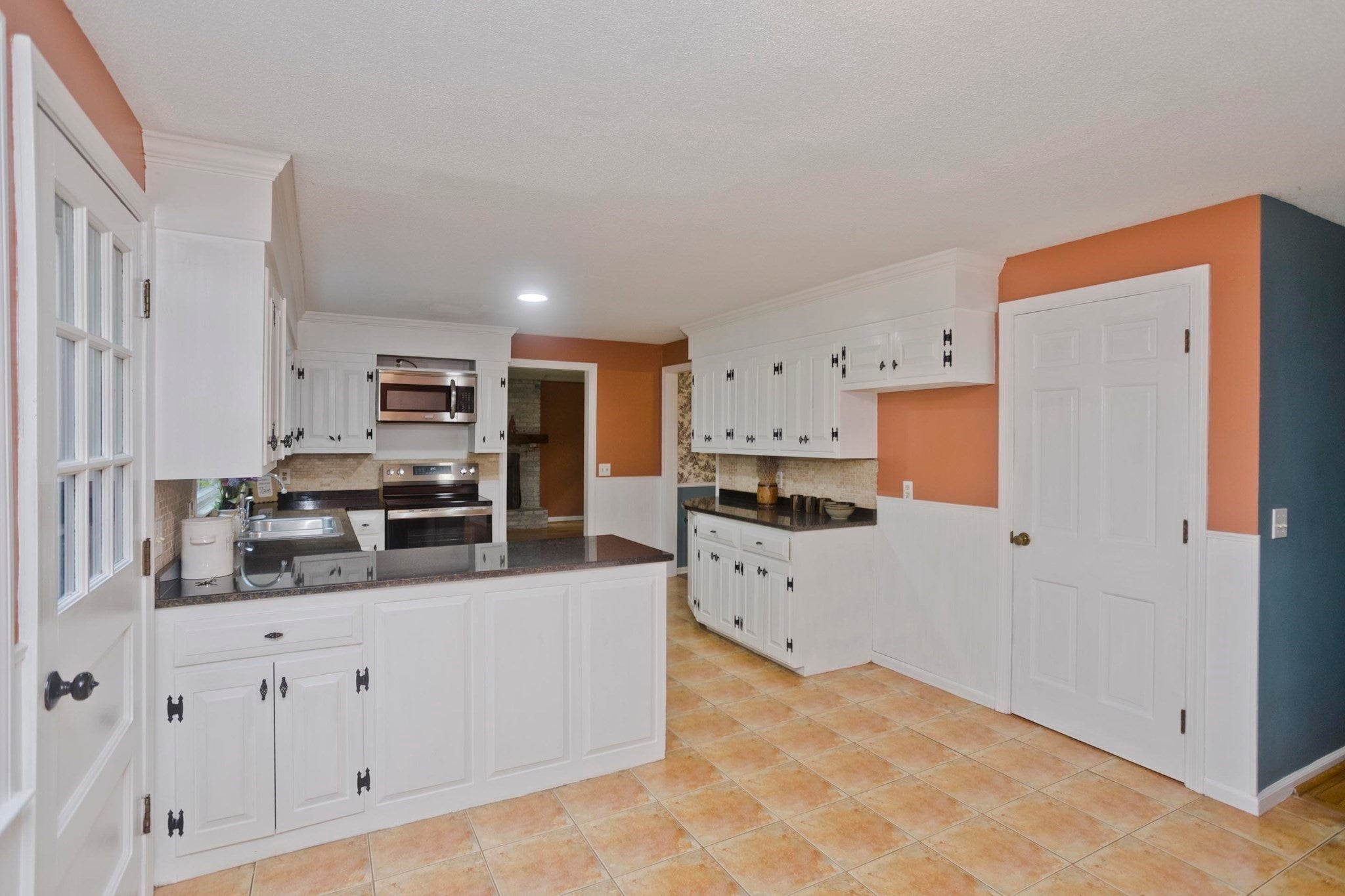 323 Bennett Rd.