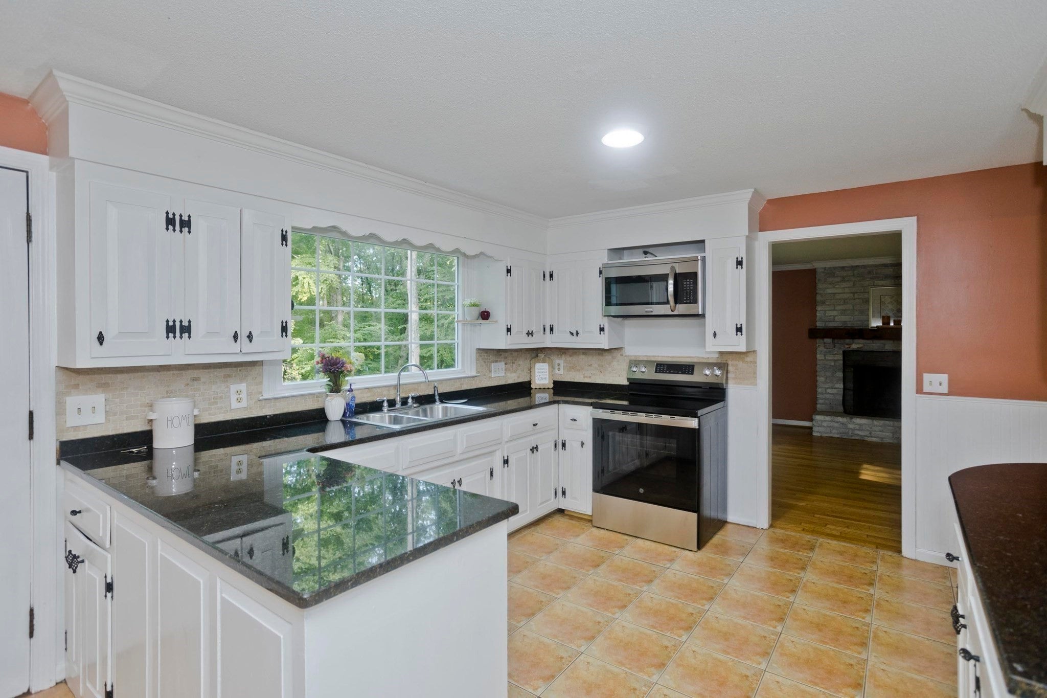 323 Bennett Rd.