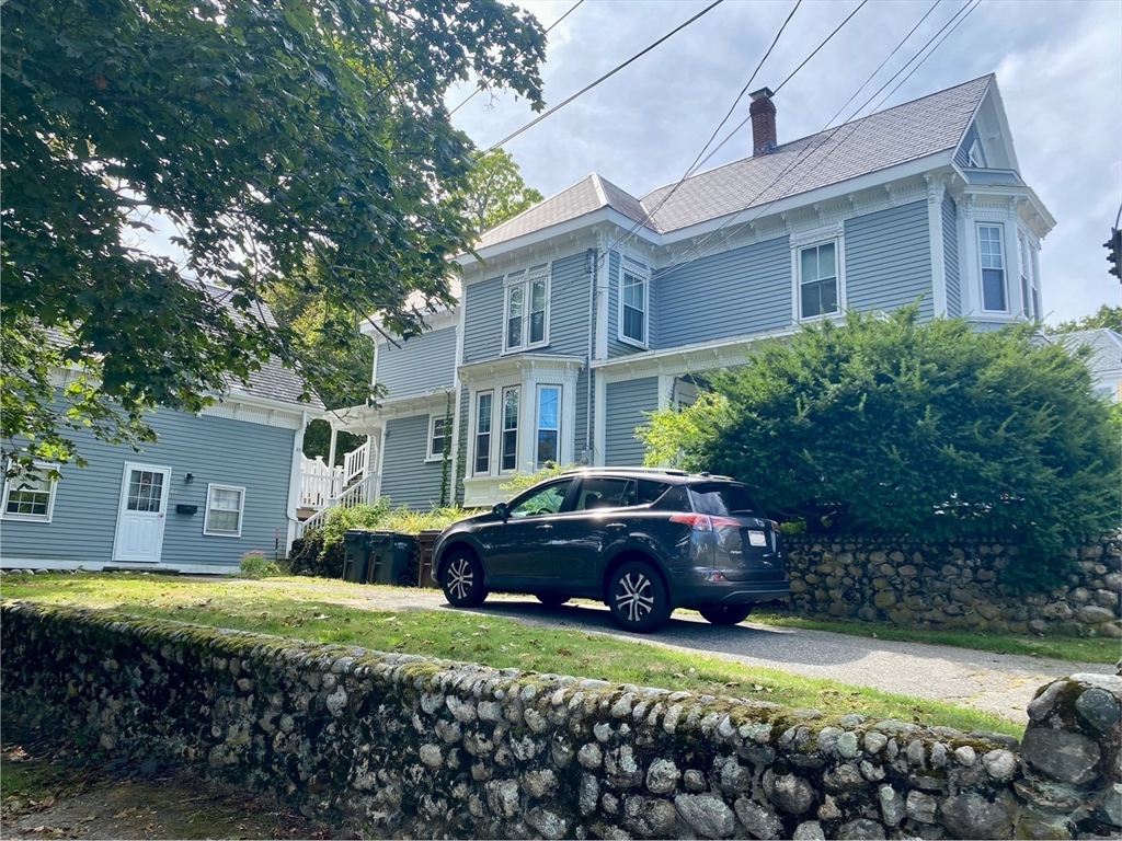 6 Wells Ave C