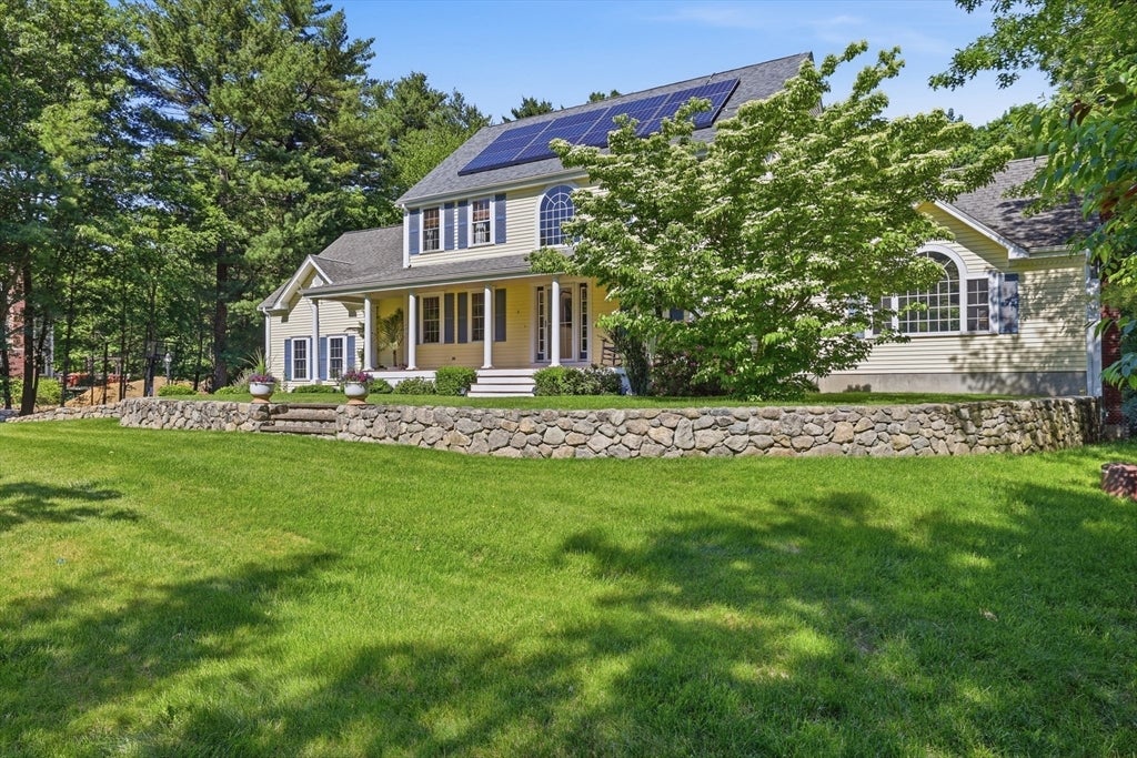 5 Edna Cir