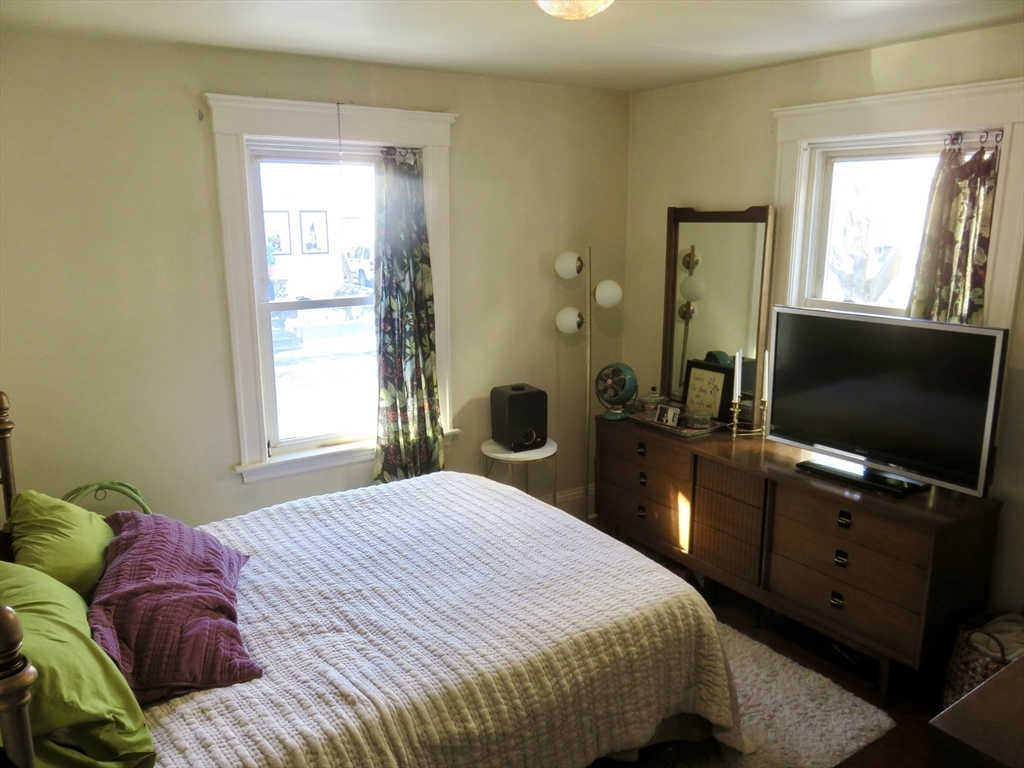 43 Rich St #B, Waltham, MA Photo #9