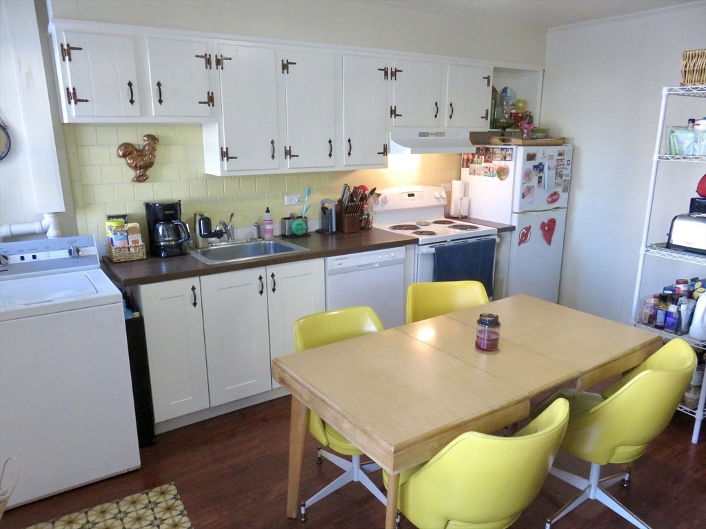 43 Rich St #B, Waltham, MA Photo #6
