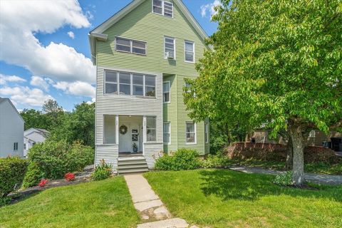 Photo of 427 Hamilton Street #2, Worcester, MA 01604 (MLS # 73475773)