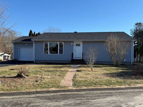 Photo of 38 Gibson Ter, Dartmouth, MA 02747 (MLS # 73461952)