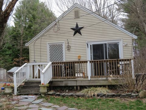 34R Pine Norton MA 02766