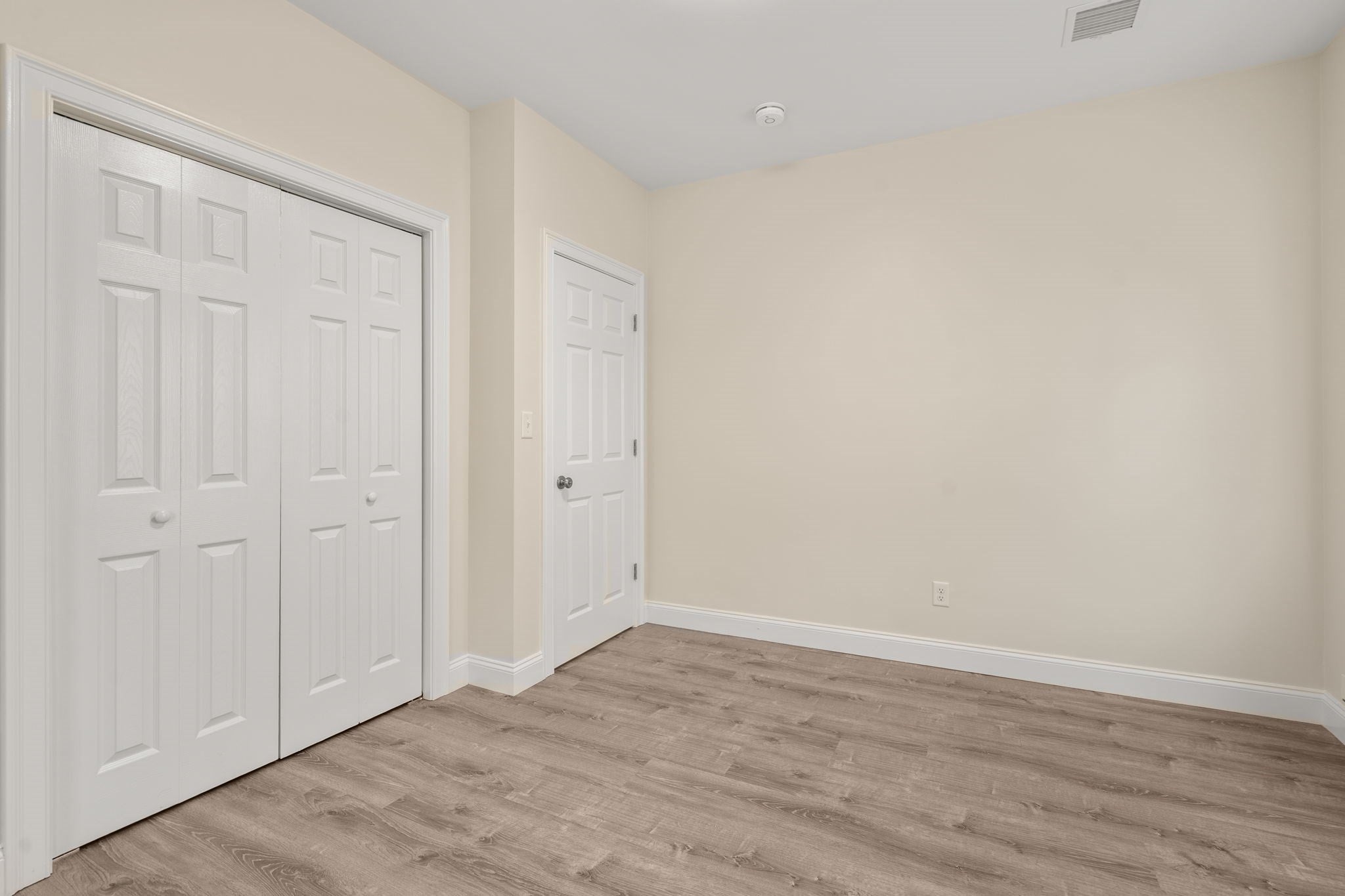 22 Oakland Street #B, Newton, MA, 22 Oakland Street #B, Newton, MA Photo #12