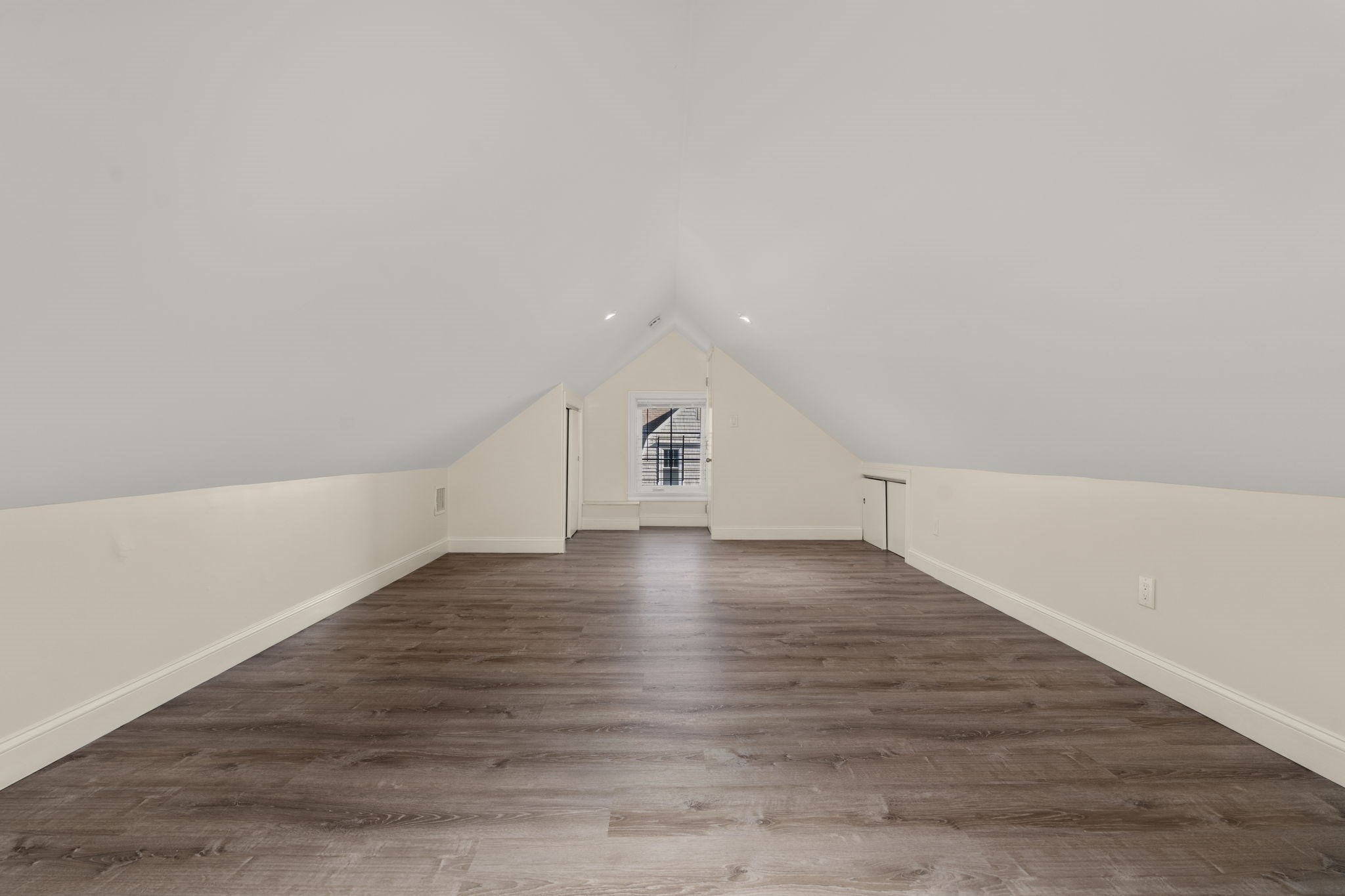 22 Oakland Street #B, Newton, MA, 22 Oakland Street #B, Newton, MA Photo #14