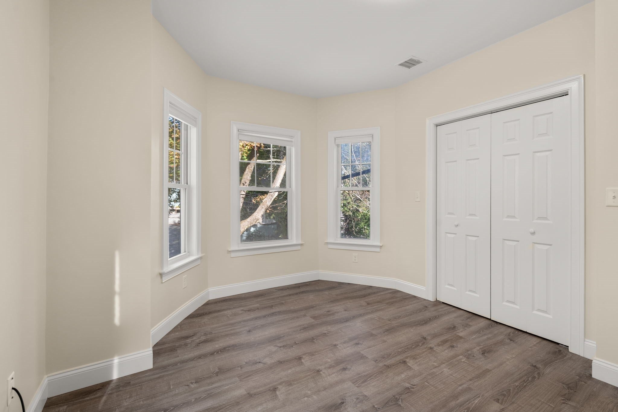 22 Oakland Street #B, Newton, MA, 22 Oakland Street #B, Newton, MA Photo #8