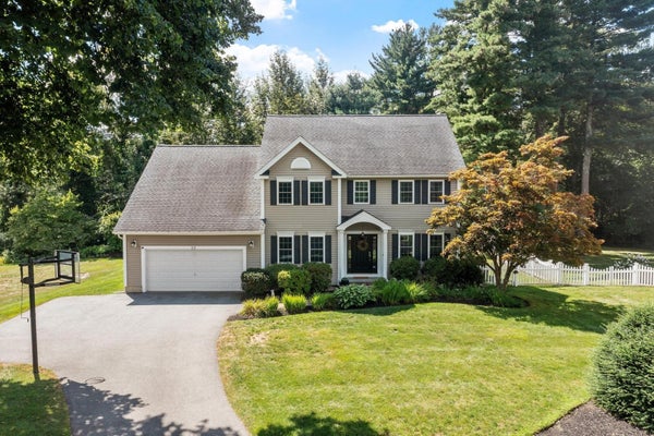 26 WILDWOOD DR, SOUTHBOROUGH, MA 01772 - Image c3ccb0438e46fa9fc5bcdaa08d4c16d6/3524610688