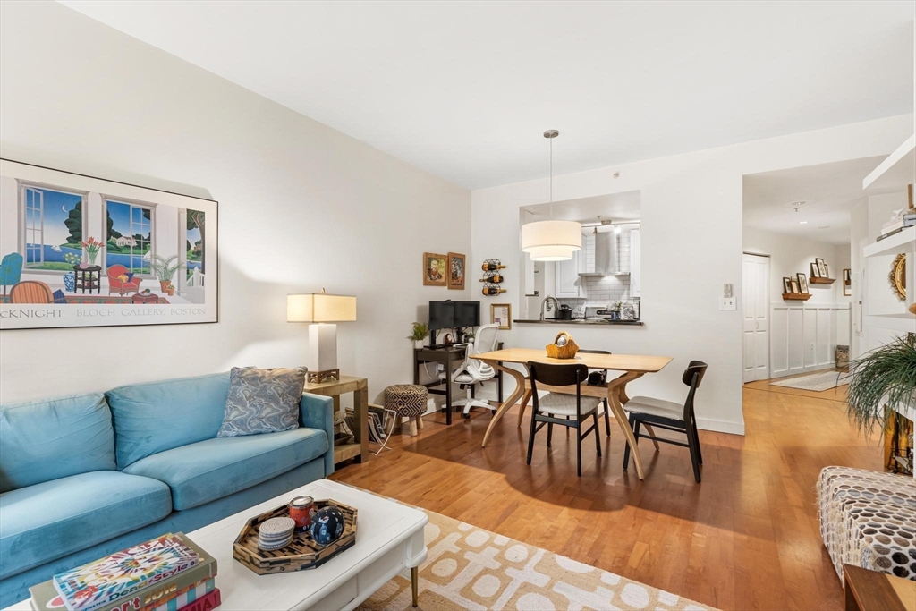 519 Harrison Ave 314