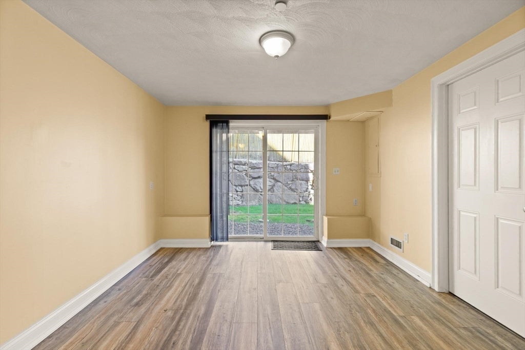 9 Nirvana Dr #2E, Saugus, MA Photo #22