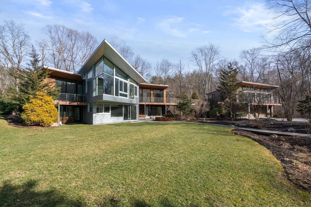 482 Glen Road