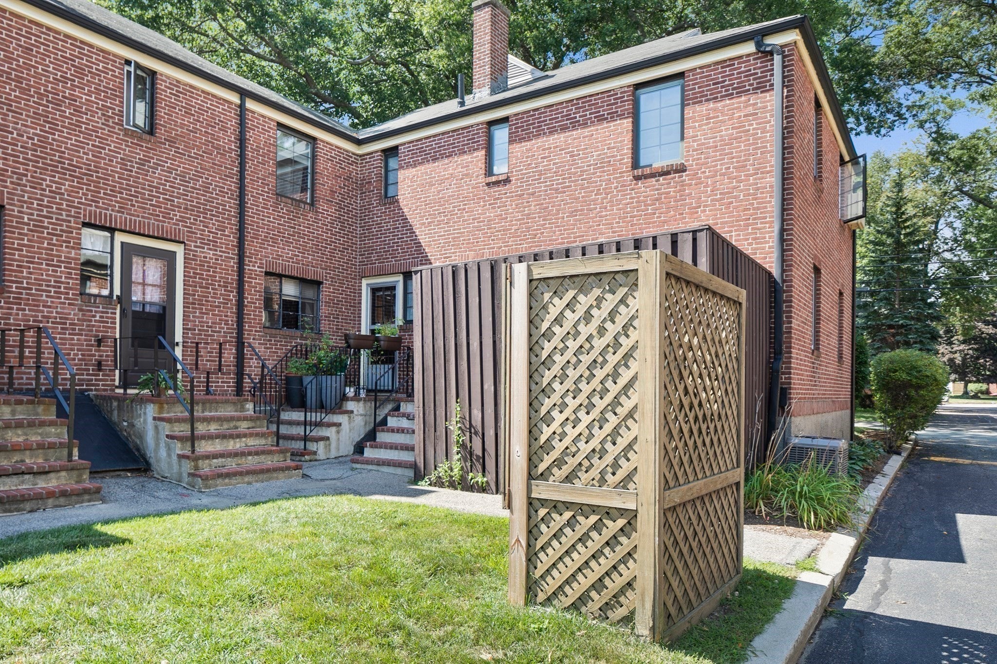40 Pierce Rd #40, Watertown, MA Photo #25