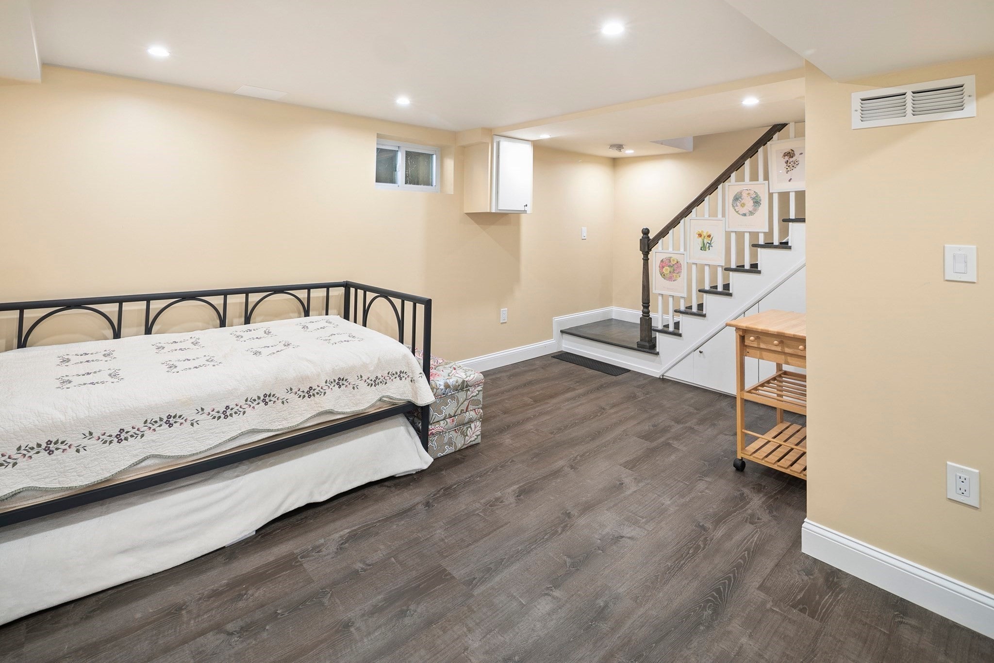 40 Pierce Rd #40, Watertown, MA Photo #18