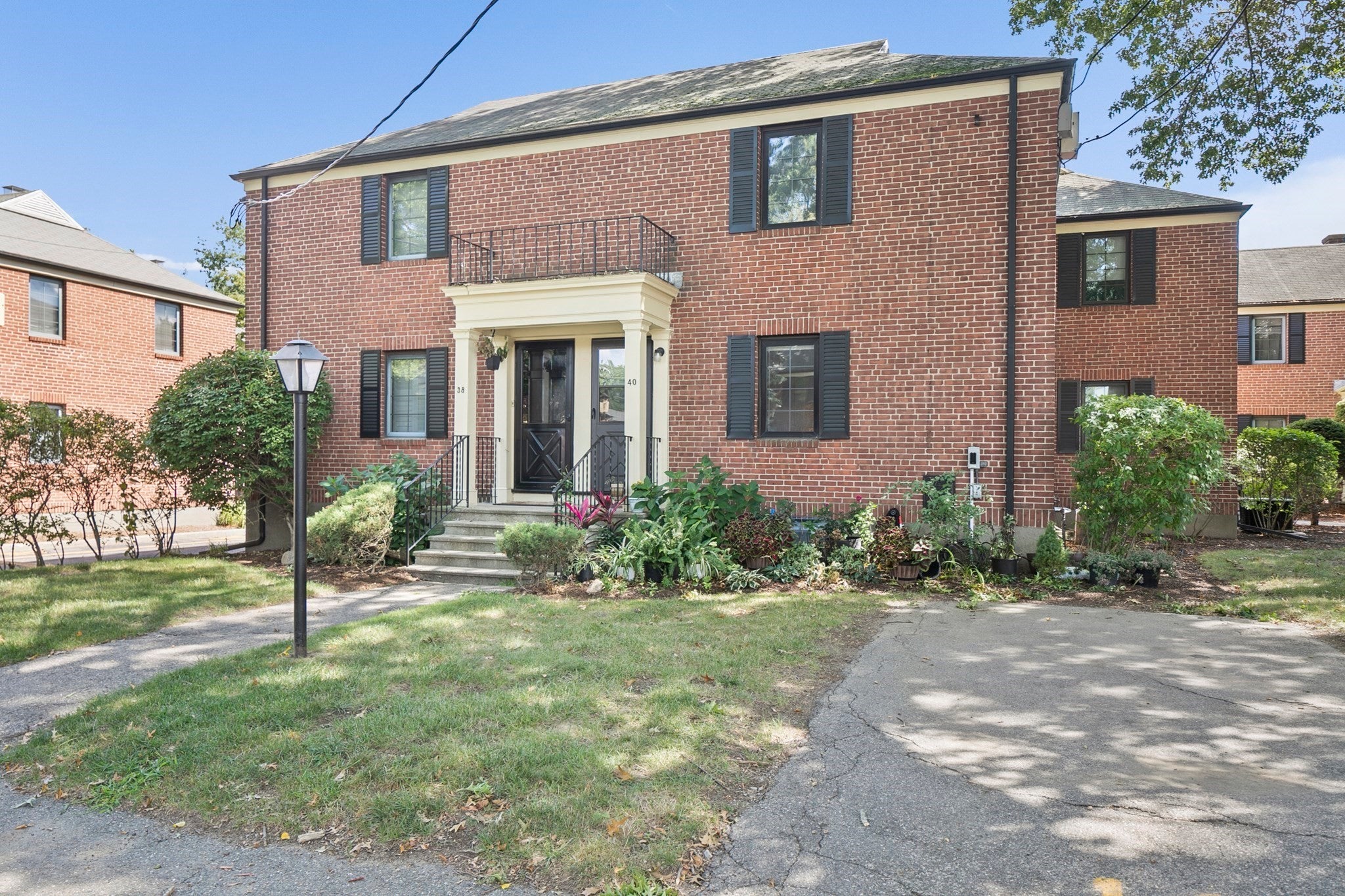 Photo of 40 Pierce Rd, Watertown, MA