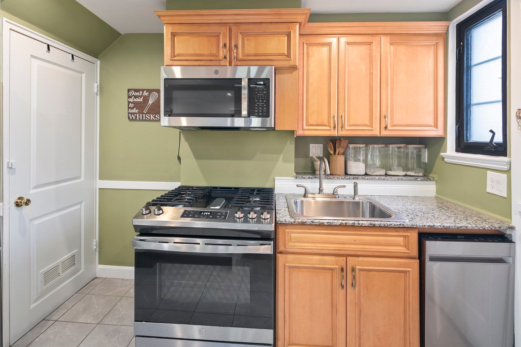 40 Pierce Rd #40, Watertown, MA Photo #12
