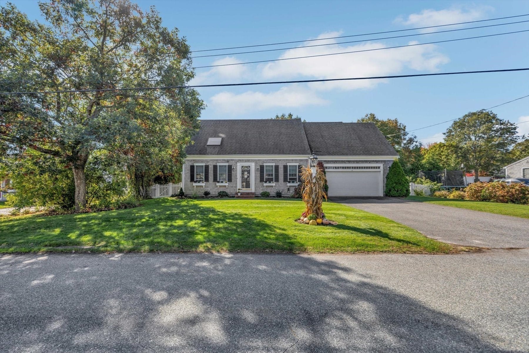 13 Nightingale Dr