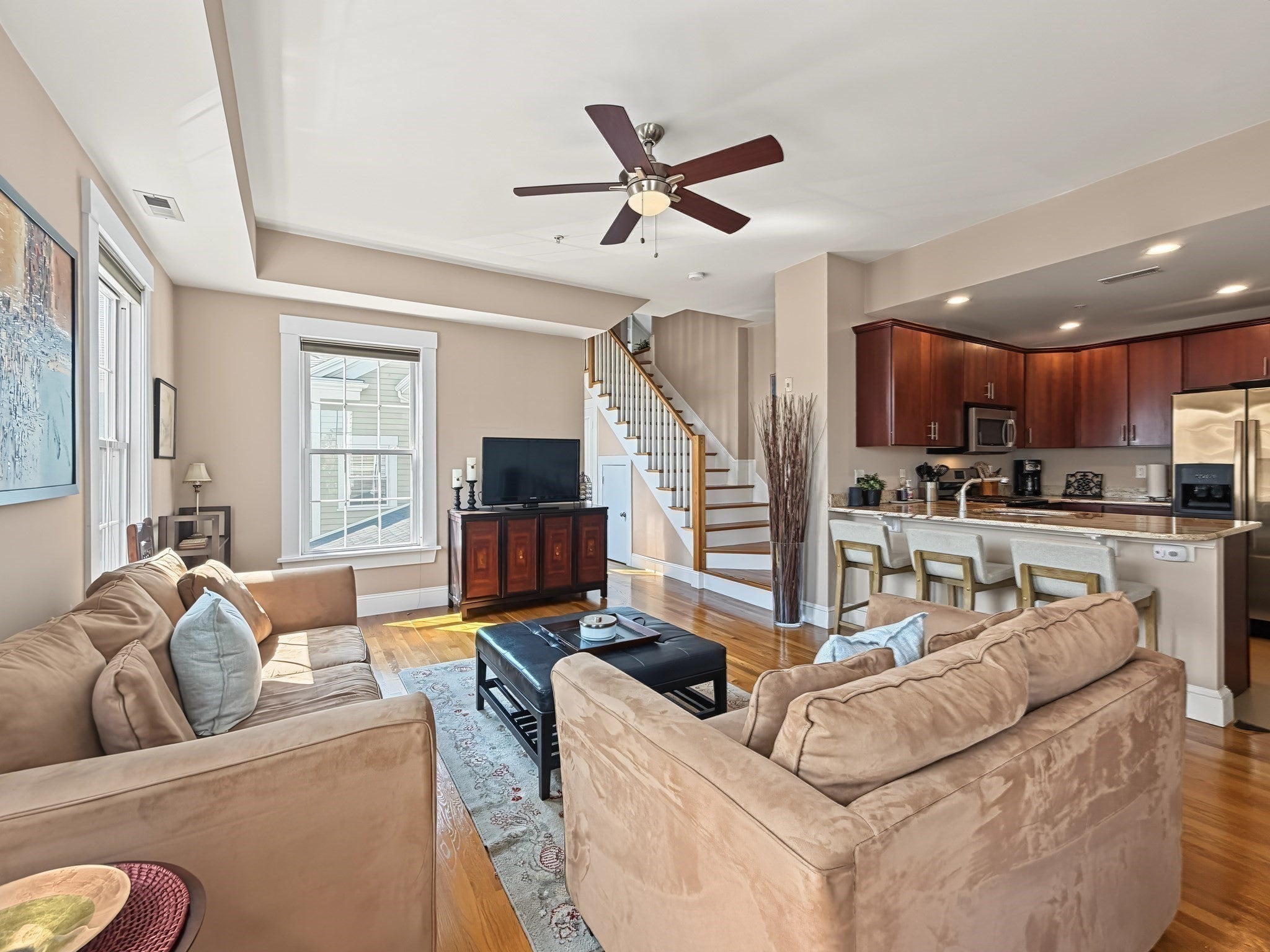 121 E Cottage St U-4