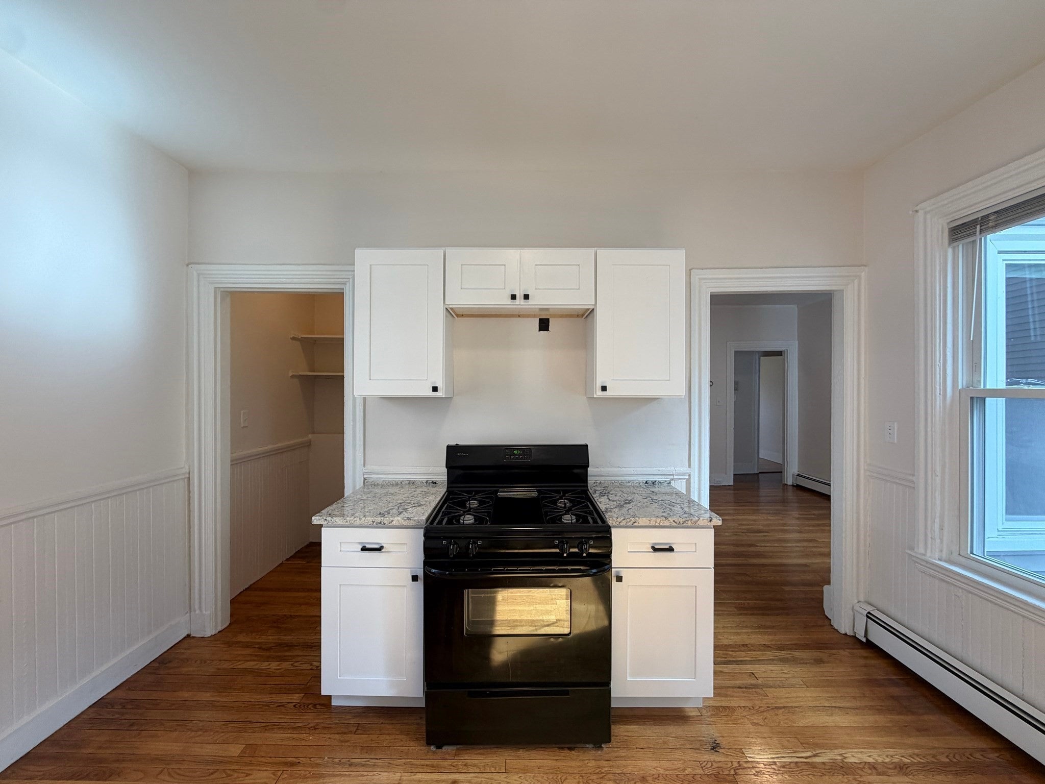 327 Columbia St #2, Cambridge, MA Photo #2