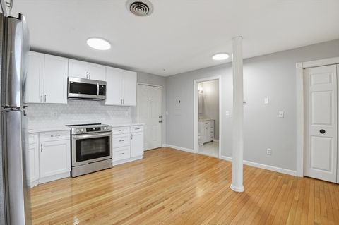 96 Old Colony Avenue 215 Taunton MA 02718