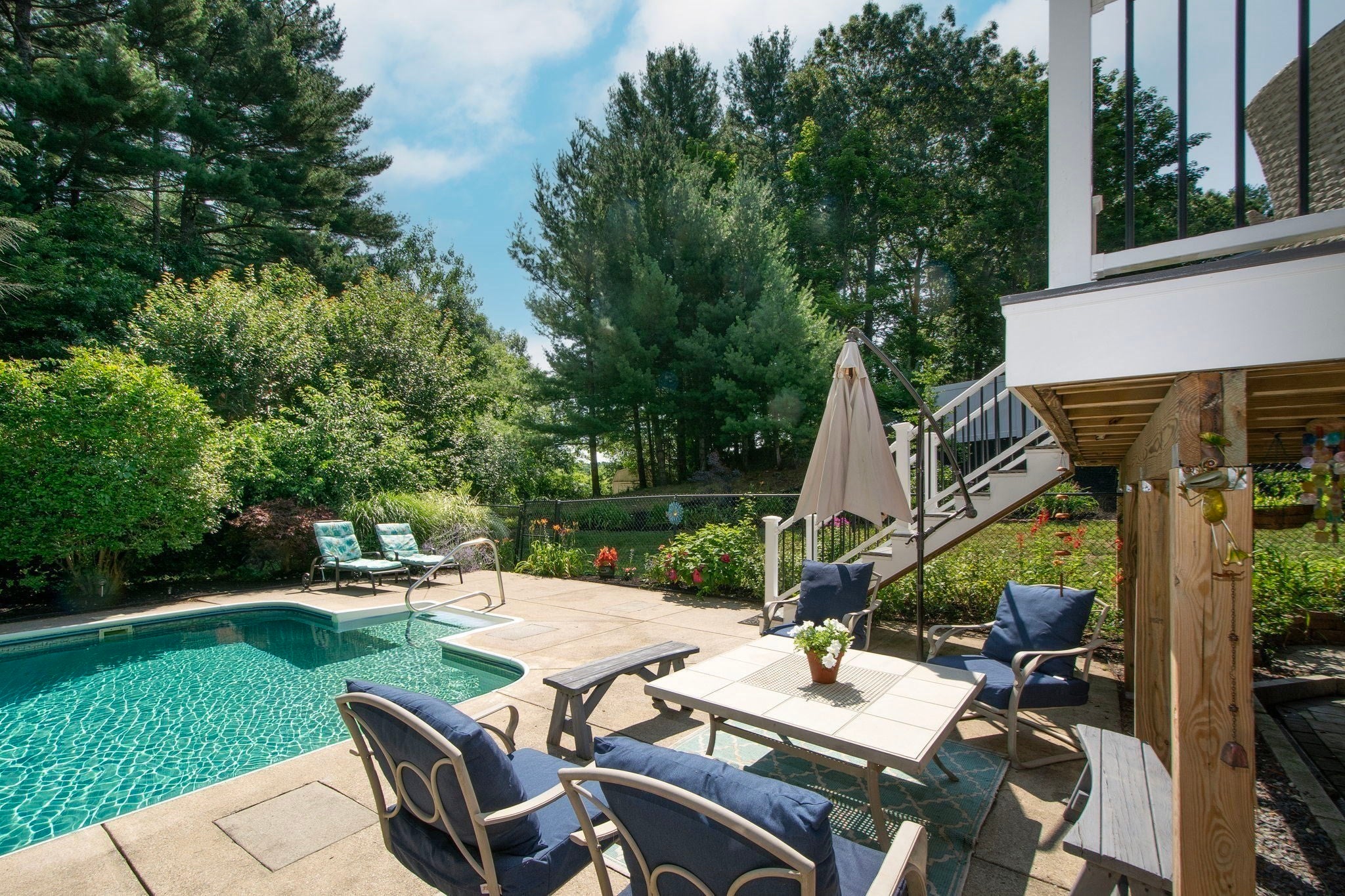 263 Edgewater Drive, Pembroke, MA Photo #12