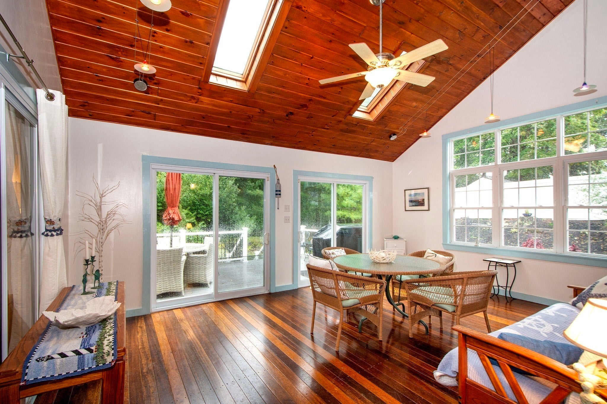 263 Edgewater Drive, Pembroke, MA Photo #29