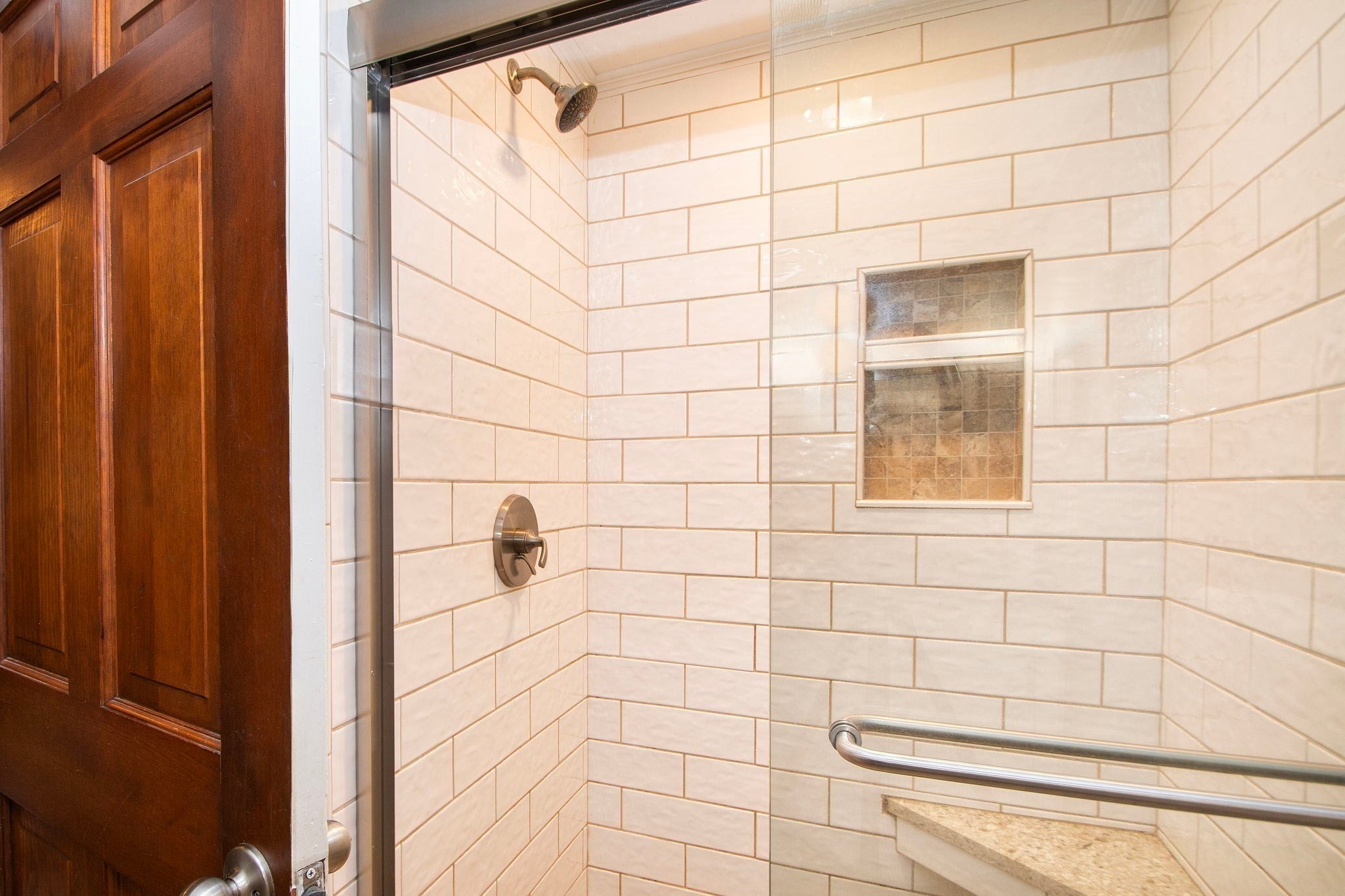 263 Edgewater Drive, Pembroke, MA Photo #18