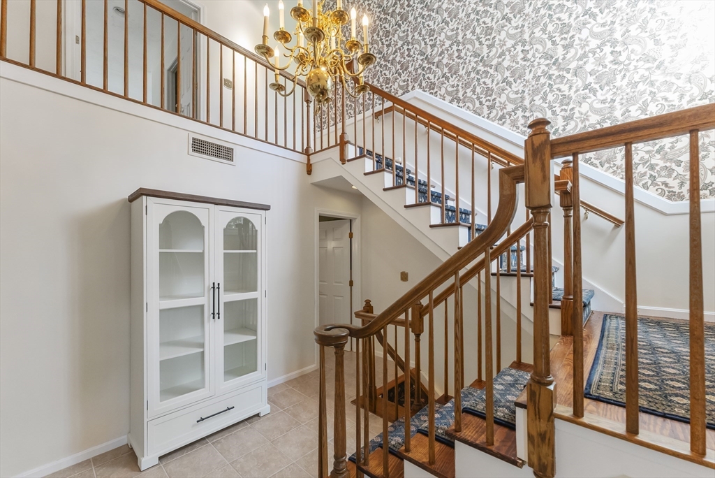 42 Fairway Dr Golfview