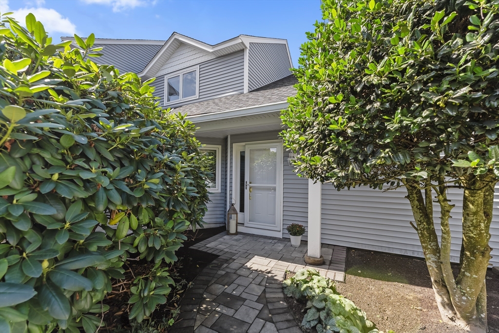 42 Fairway Dr Golfview