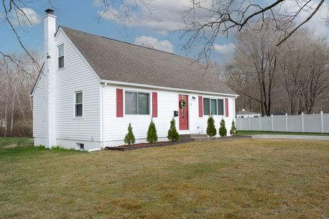 27 3rd St Webster MA 01570