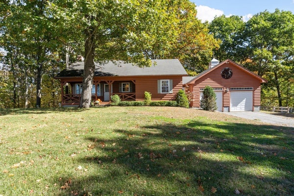 11 WOODS RD, WESTMINSTER, MA 01473 - Image c3e9b1b8b045ff3129e2de2c78e2a8ff/14050355