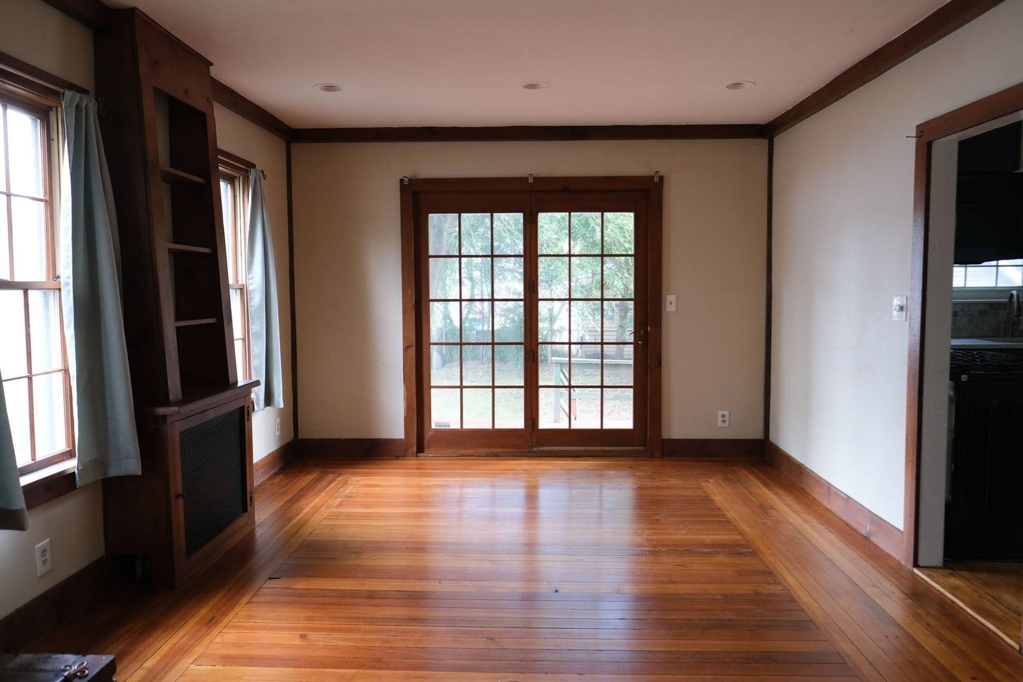 103 Farnsworth St, Springfield, MA Photo #9