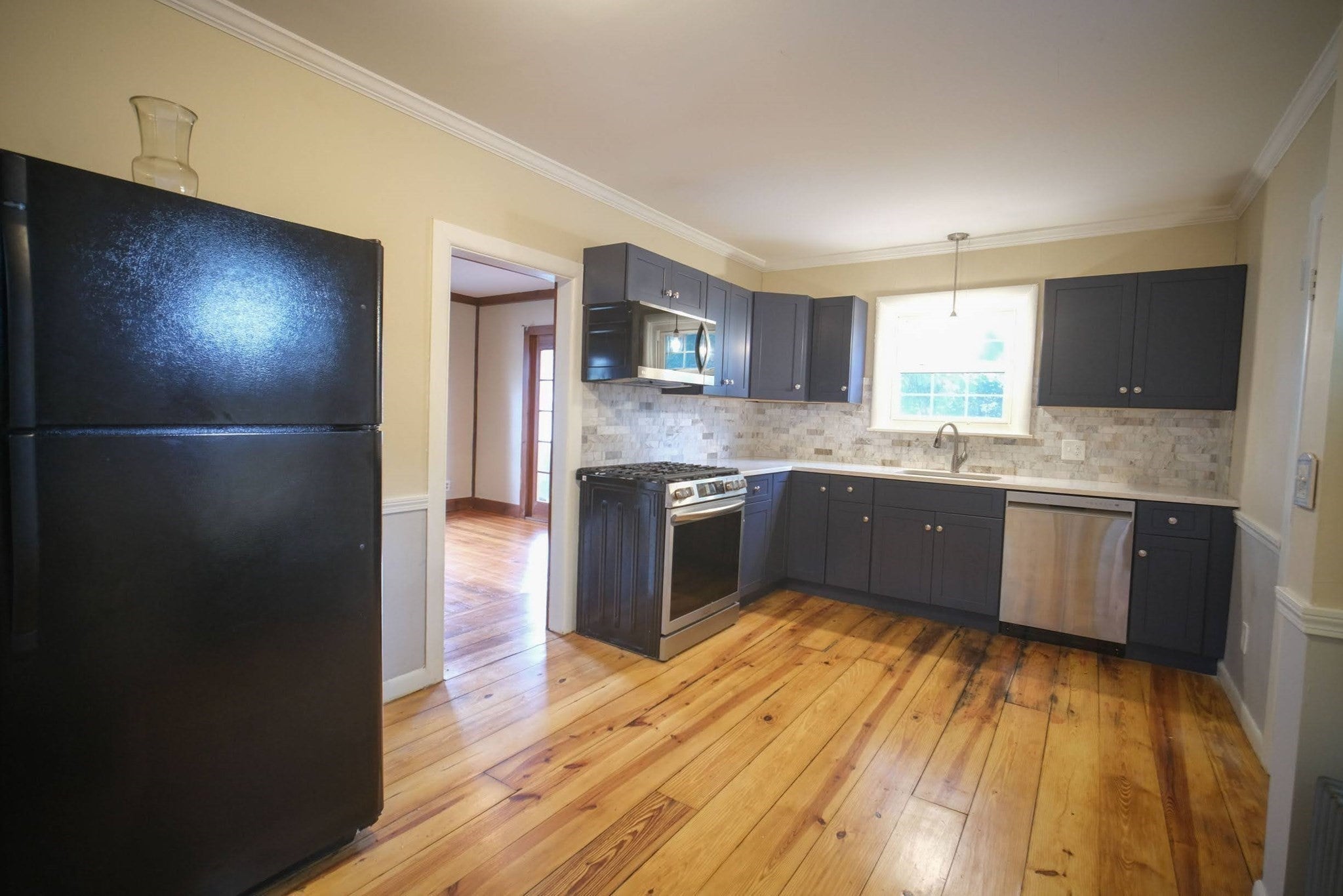 103 Farnsworth St, Springfield, MA Photo #4