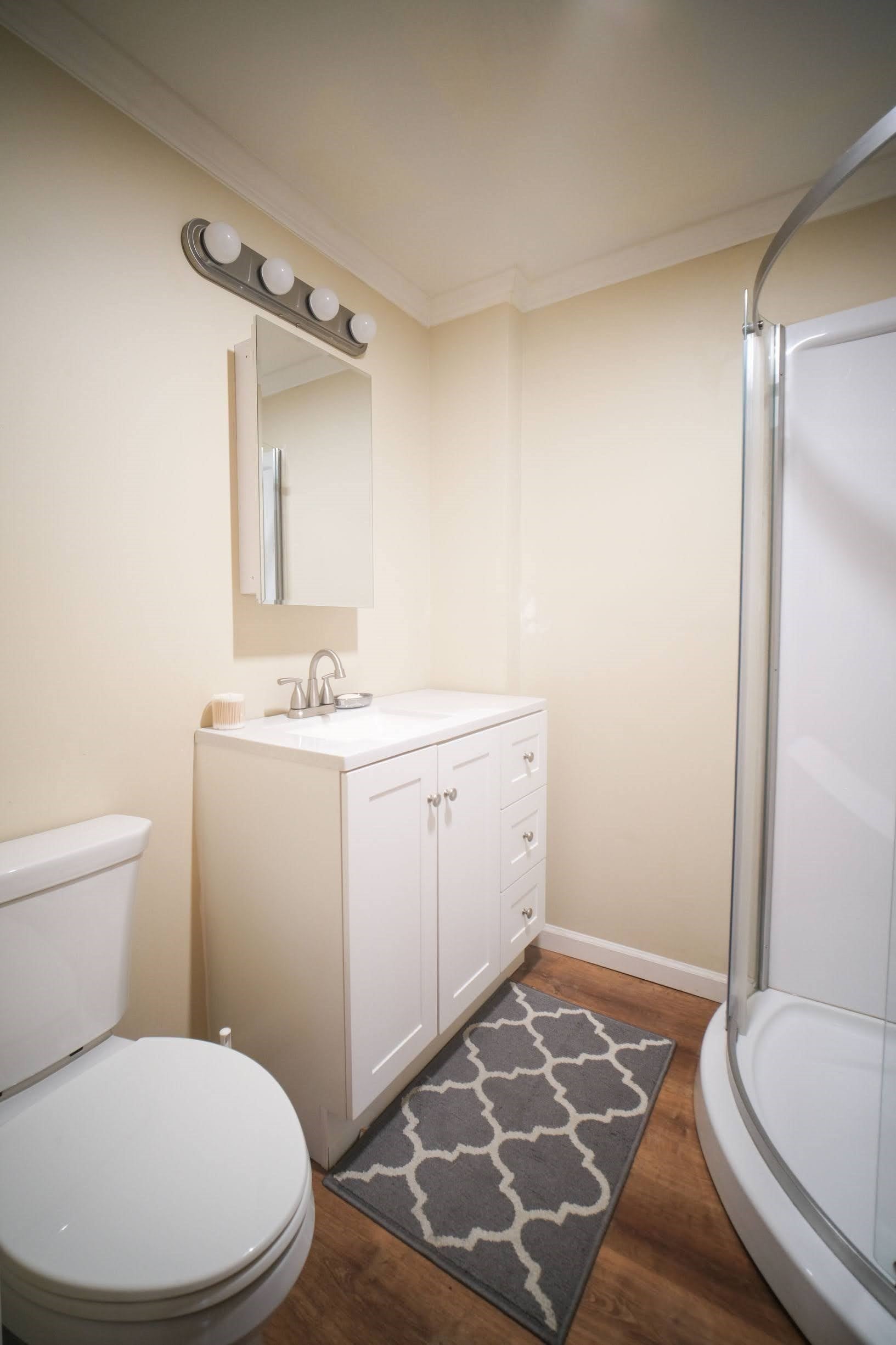 103 Farnsworth St, Springfield, MA Photo #11