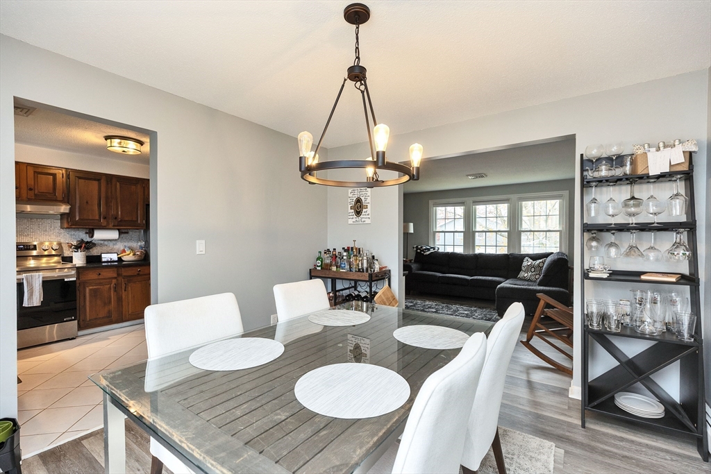 541 Pickering Street