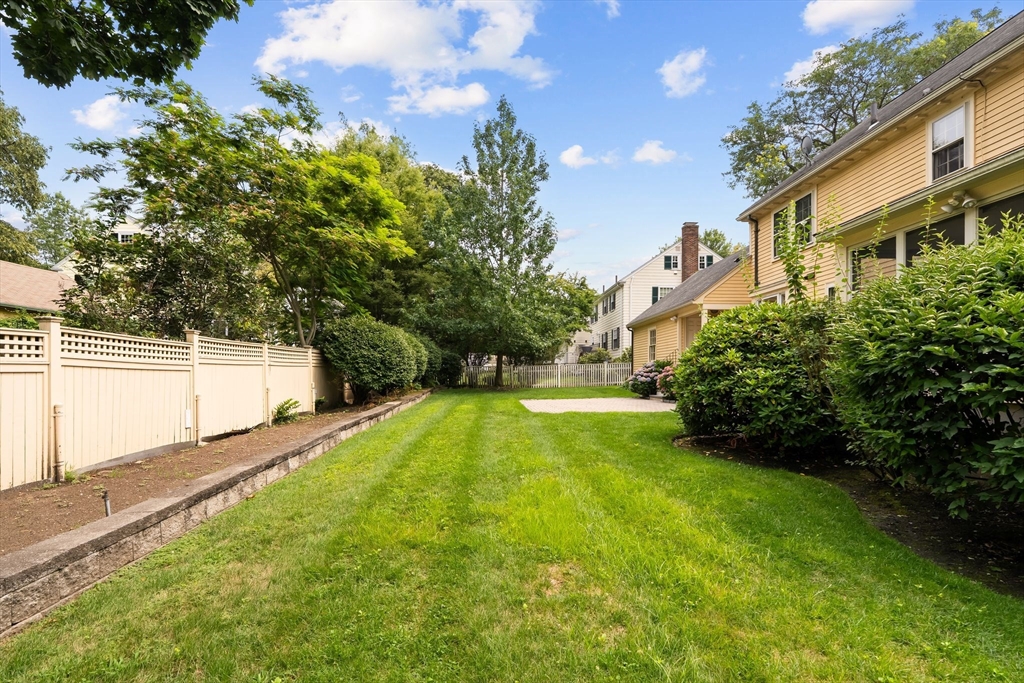 Belmont, Massachusetts 02478, United States, 4 Bedrooms Bedrooms, ,3 BathroomsBathrooms,Residential,Contingent,191558