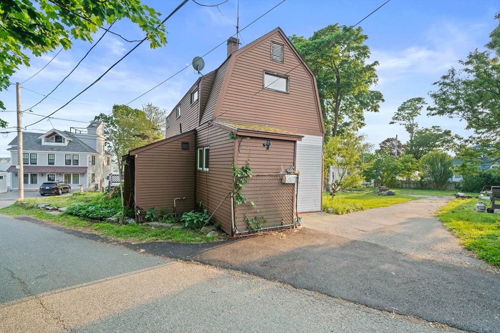 295 Rock Island Road