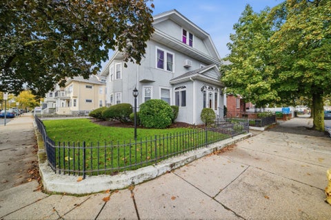 Photo of 357-359 Main St, Medford, MA 02155 (MLS # 73591324)