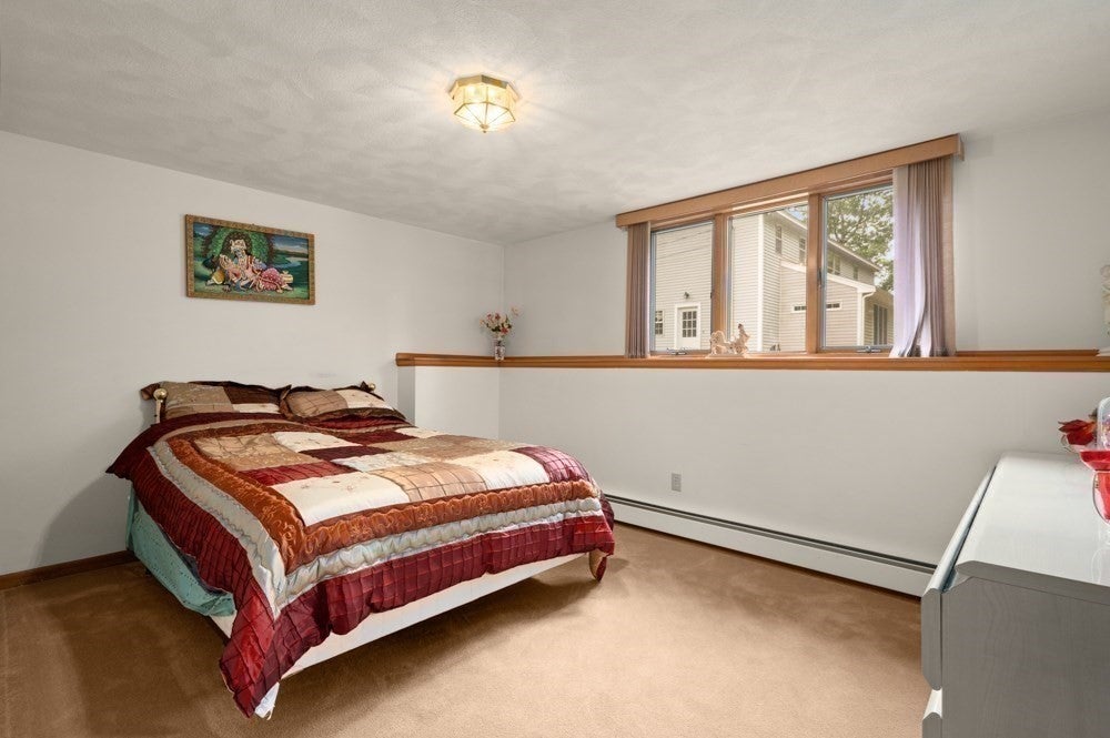 5 Lee Ave, Burlington, MA, 5 Lee Ave, Burlington, MA Photo #30
