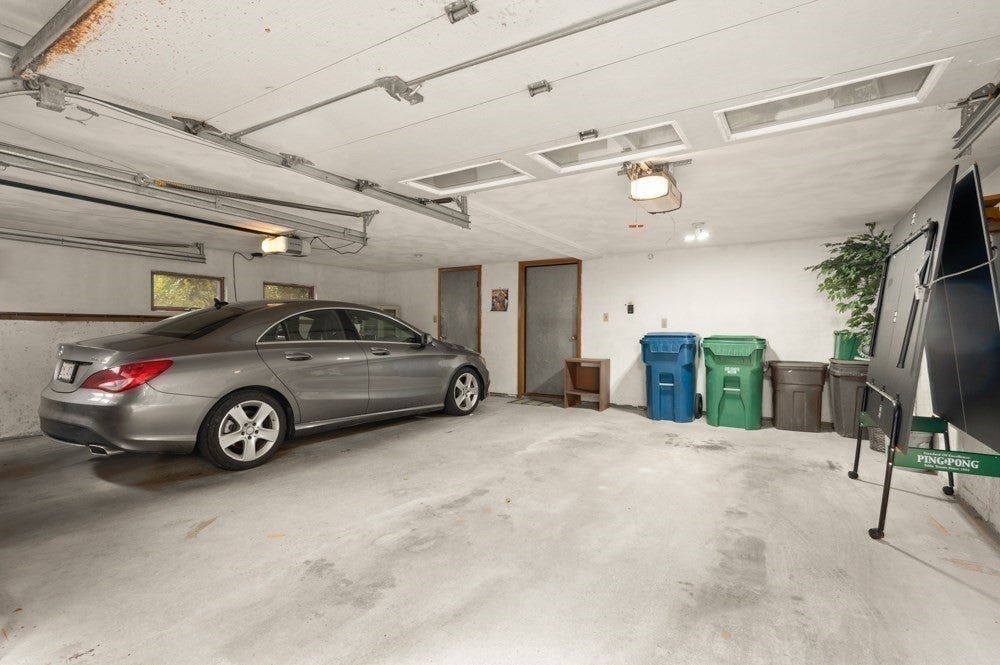 5 Lee Ave, Burlington, MA, 5 Lee Ave, Burlington, MA Photo #34