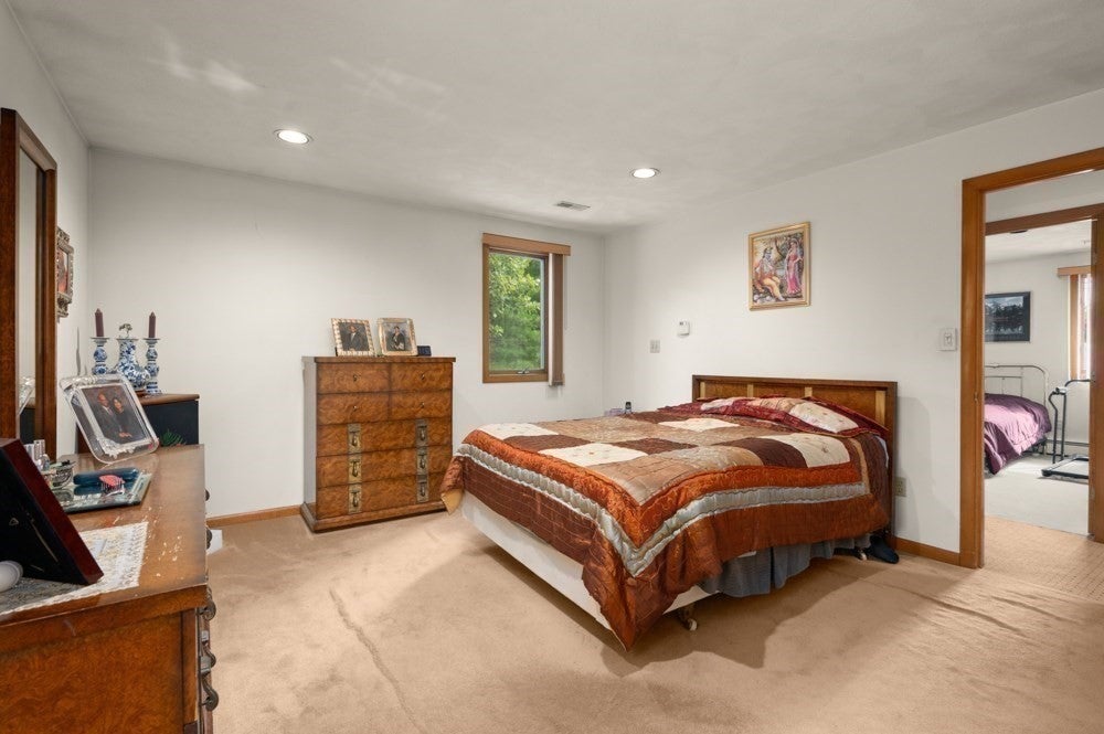 5 Lee Ave, Burlington, MA, 5 Lee Ave, Burlington, MA Photo #21