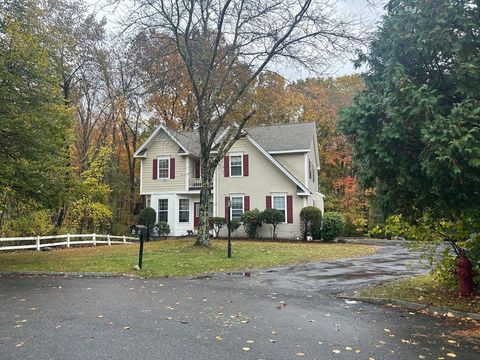 6 Candlewood 1 Southborough MA 01772