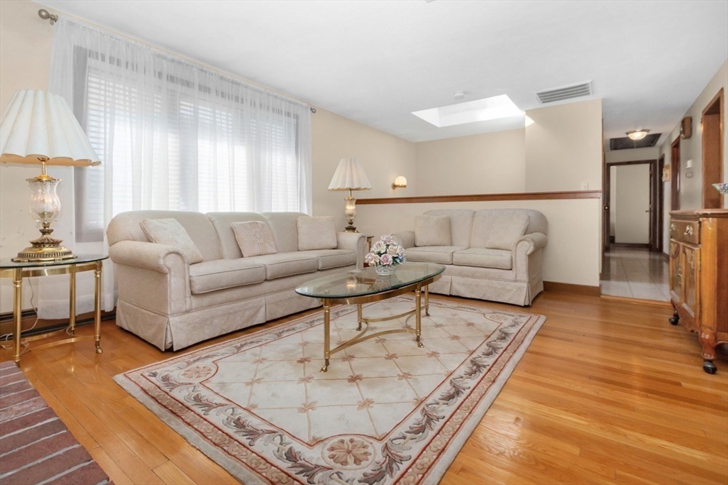 61 Canterbury Road