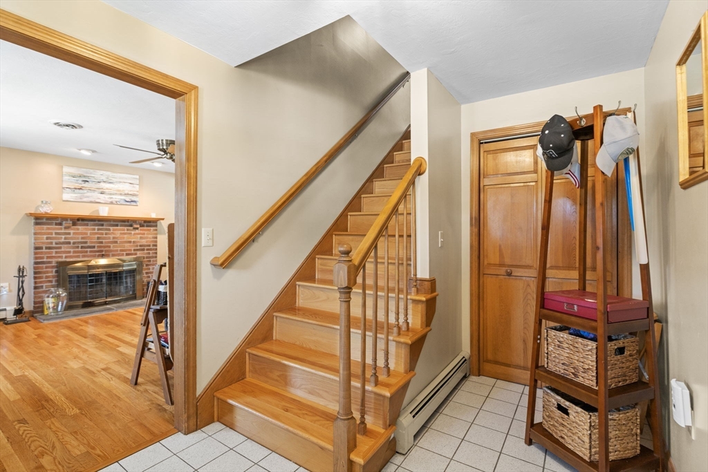 4 Jacob Way, Attleboro, MA Photo #14