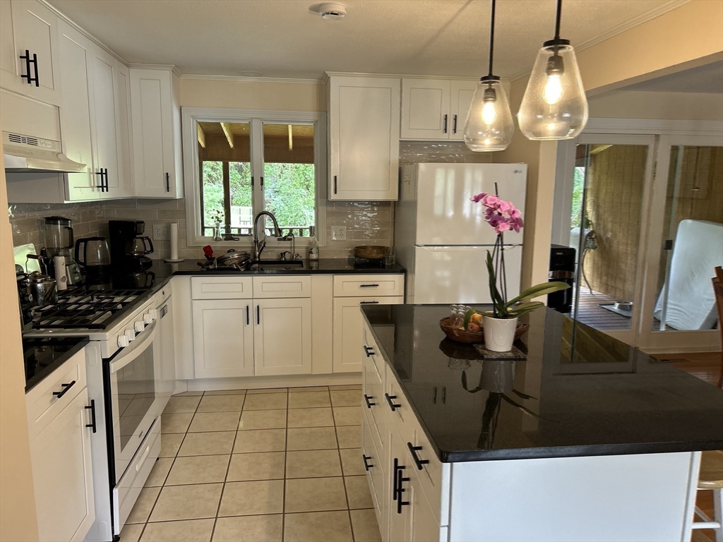 1085 North Street Ext.