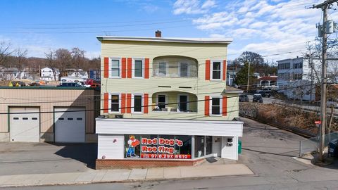 216 Daniels St Fitchburg MA 01420